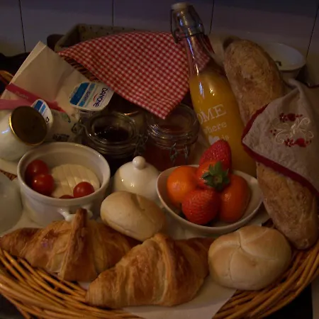 Bed And Kota Bed and breakfast